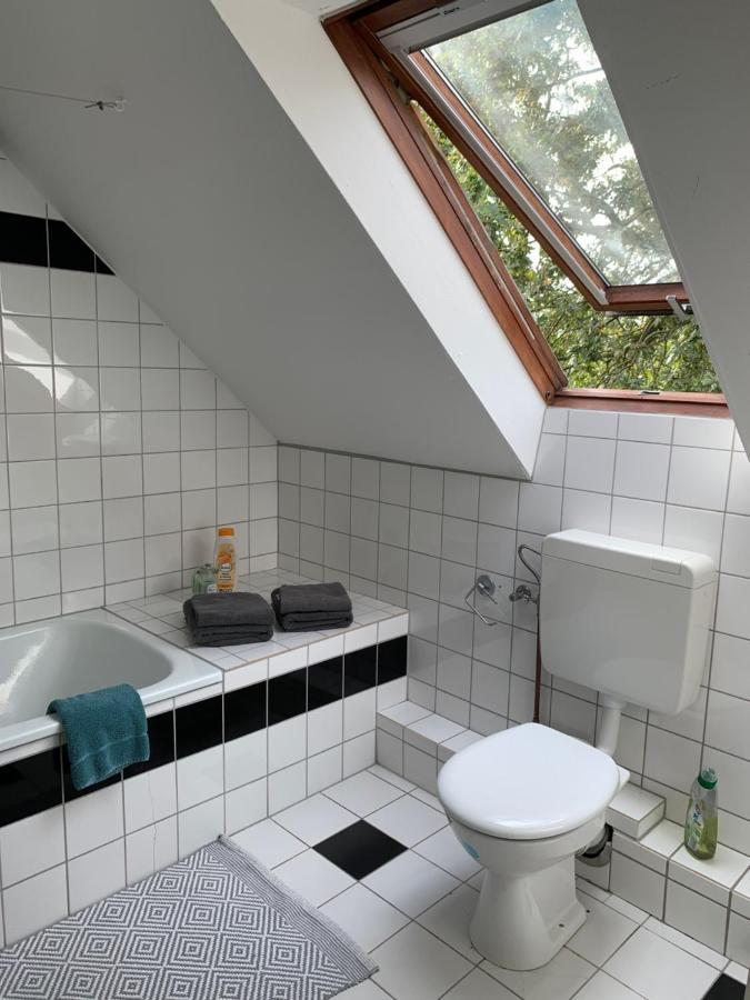 Kleines Apartment In Moenchengladbach-Neuwerk Екстер'єр фото